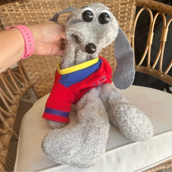 shari lewis Toys 993 Hush Puppy Puppet Shari Lewis Best Friend To